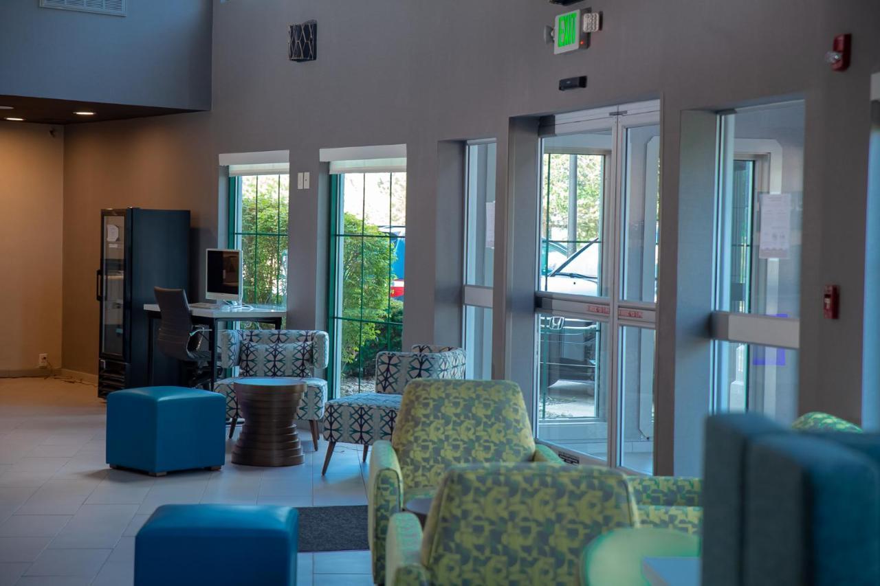Clarion Pointe Indianapolis Airport Hotel Plainfield Exterior photo