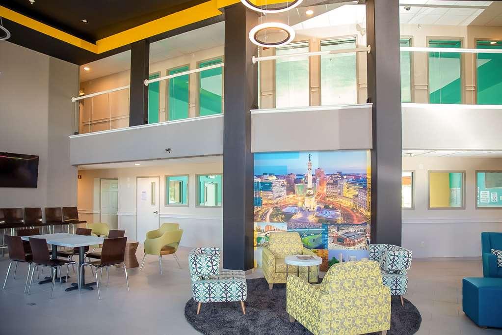 Clarion Pointe Indianapolis Airport Hotel Plainfield Interior photo